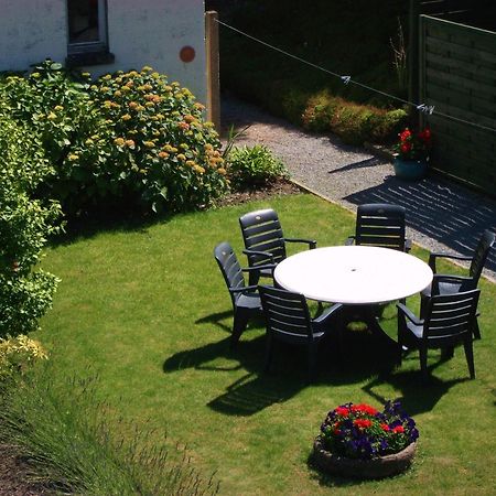 Au Bon Accueil Bed & Breakfast Saint-Marcan Екстериор снимка
