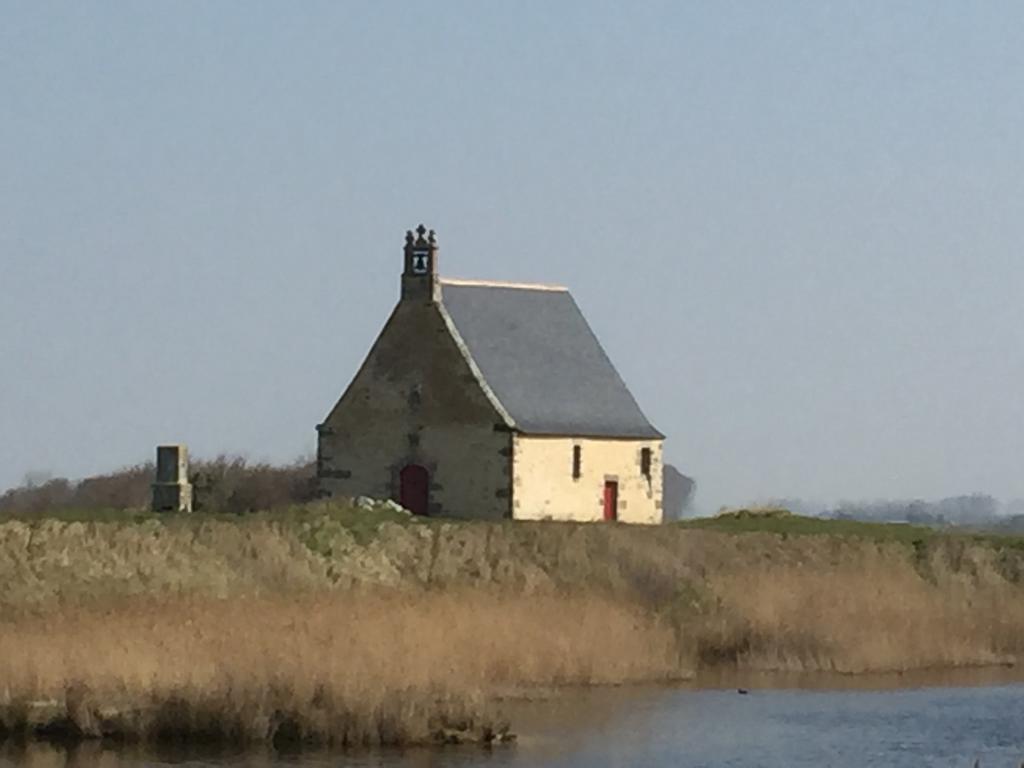 Au Bon Accueil Bed & Breakfast Saint-Marcan Екстериор снимка
