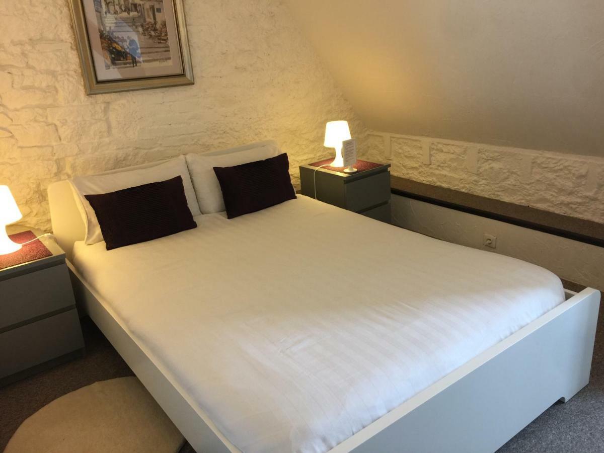 Au Bon Accueil Bed & Breakfast Saint-Marcan Екстериор снимка